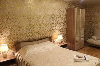 Гостиница Уралочка Заречный Апартаменты на Курчатова 27/3-7